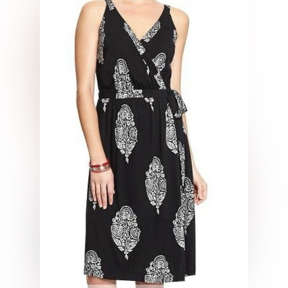 Old Navy Faux Wrap Knit Dress